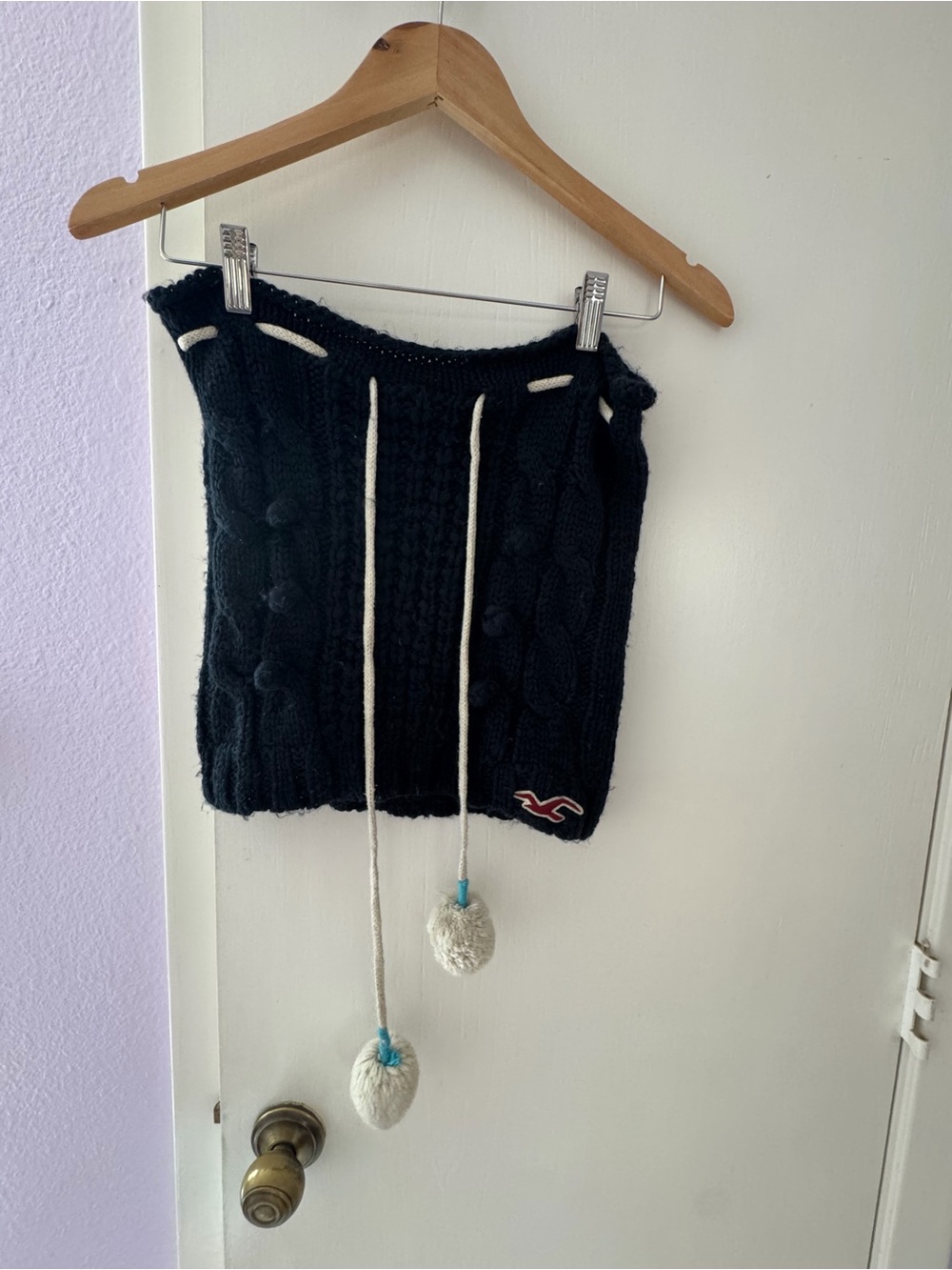 Hollister Black Cable-Knit Pom Pom Neck Warmer with White Ties